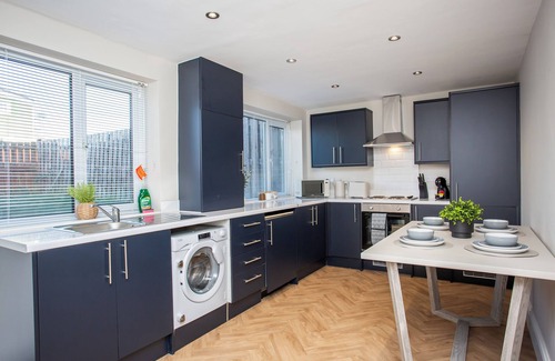Birtley House | A1 Connection | Free Wifi | Parking | Vacant Nests
