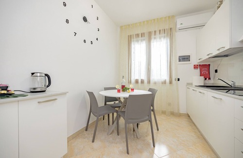 Cesate Apartment | A1 Fiori di Pesco |Trilocale Rho Fiera-Milano|Two bathrooms-Two bedrooms