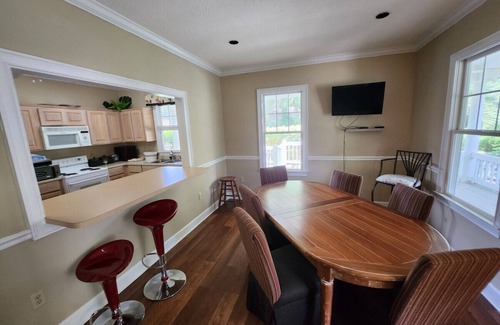 Demere Park Condo | A16 Ocean Walk 1 BR/1 BA, sleeps 5 near front pool