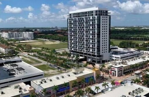 Doral Apartment | A1912-B Awesome Downtown Doral