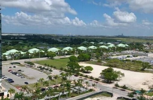 Doral Apartment | A1912-B Awesome Downtown Doral
