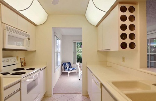 Wabasso Beach House | A1A Vero Beach Barrier Island Corner Townhome across the street from the ocean
