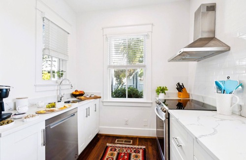 Cannonborough Elliotborough House | A2 at Saint Philip Square, One Block to King, Stylish Southern Escape