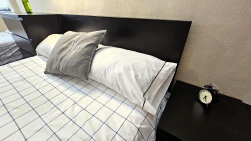 Cuautitlan Izcalli Apartment | A21 EXECUTIVE SUITE at IZCALLI - TEPOTZOTLAN Families, Tourists & Travelers Choice Students Companies Executives WELCOME! 5min Izcalli-15min Esmeralda-20min Sátelite-25min AIFA