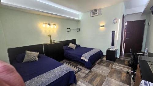 Cuautitlan Izcalli Apartment | A21 EXECUTIVE SUITE at IZCALLI - TEPOTZOTLAN Families, Tourists & Travelers Choice Students Companies Executives WELCOME! 5min Izcalli-15min Esmeralda-20min Sátelite-25min AIFA