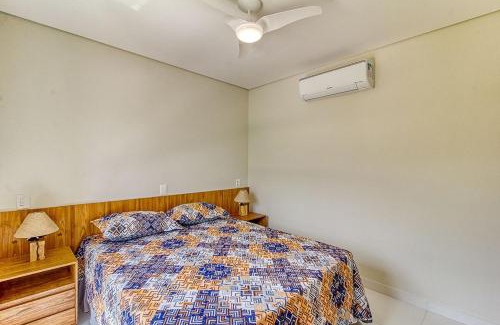 Sao Sebastiao Apartment | A23 - Conforto junto a natureza - Praia de Camburyzinho