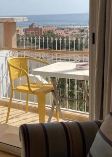 Imi Ouaddar Apartment | A3 Bel appartement vue mer a 300m de la plage