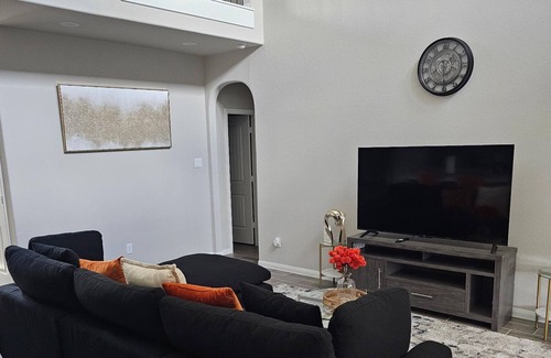 Manvel House | AA Court Manvel