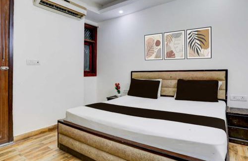 Nizamuddin East Hotel | AA.VK.RAJPUT GUEST HOUSE