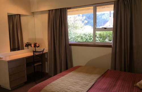 Picton Hotel | AAA Marlin Motel