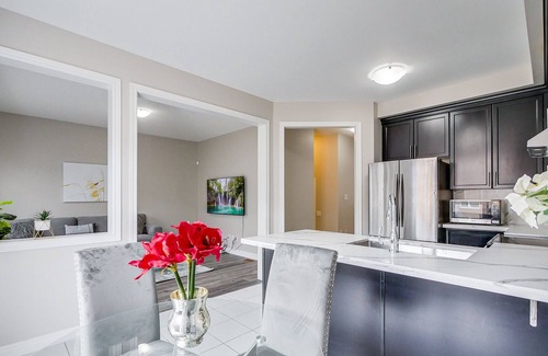 Brampton House | Aaira Suites 4 Bedroom