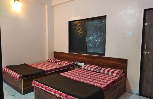 Tuljapur House | Aaisaheb Bhakt Niwas