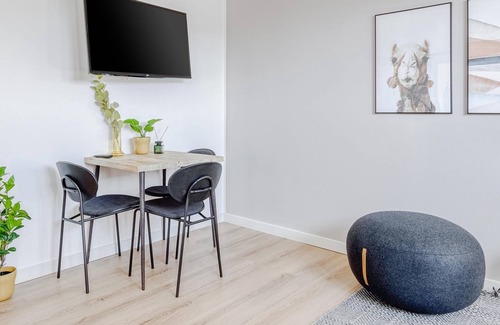 Aalen Apartment | Aalen Reichsstädter Str | One-Bedroom Suite L