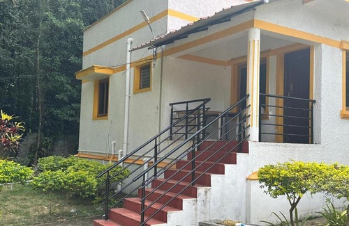 Sirumalai Villa | AAMINA RESORTS
