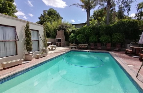 Swellendam House | Aanhuizen Guest House