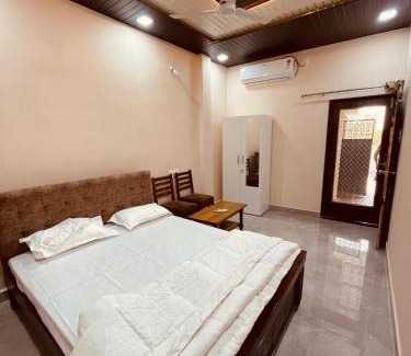 Ujjain House | Aarambh Homestay