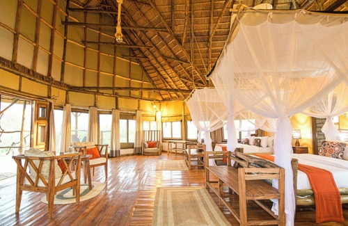 Kasese Hotel | Aardvark Safari Lodge