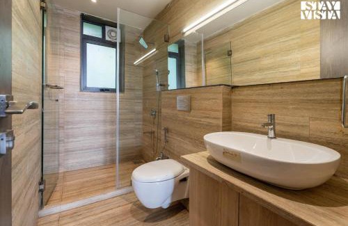 Pune Villa | Aarna House by StayVista - Mountain & lakeview villa, Contemporary modern interiors & a charming terrace garden