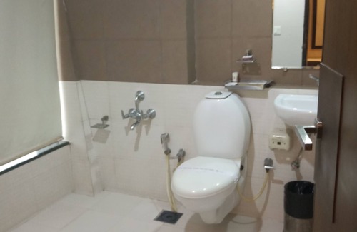 Sanand Hotel | Aarohi Starz Club