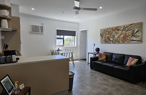 Port Lincoln Apartment | Aart Apartments Port Lincoln, Accommodation in the CBD, 100m from the beach.