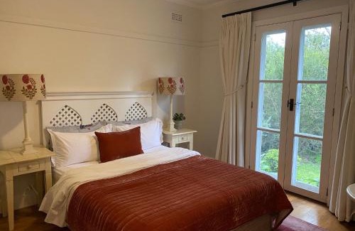 Fish Creek Bed & Breakfast | Aashay Country Stay