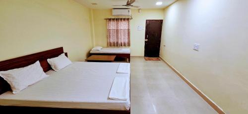 Adoni Hotel | Aathidya Lodge