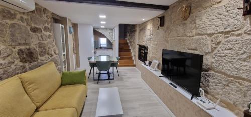 Allariz House | Abacería