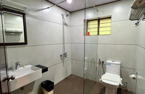 Chowara Resort | Abad Harmonia Ayurveda Beach Resort