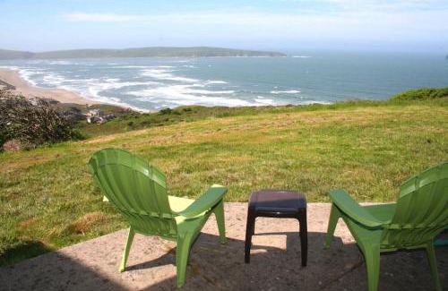 Dillon Beach House | Abalone Alcove! Hot Tub! Pool Table! AMAZING VIEWS! Fast WiFi! Dog Friendly!