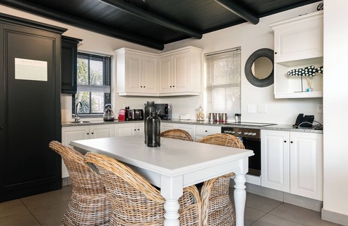 Paternoster House | Abalone Hotel & Villas