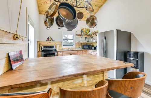 Abbeville Cabin | Abbeville Cabin on 450 Acres: Near Lake Eufaula!