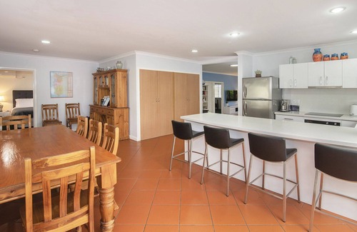 Abbey House | Abbey Beach Holiday Home
