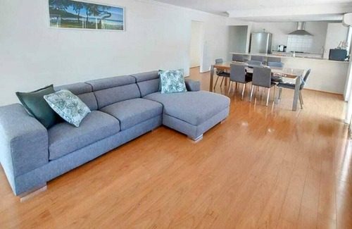 Abbey House | Abbey Beach House, family friendly retreat!