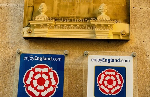 Bath City Centre House | Abbey Mews Bath Georgian Townhouse