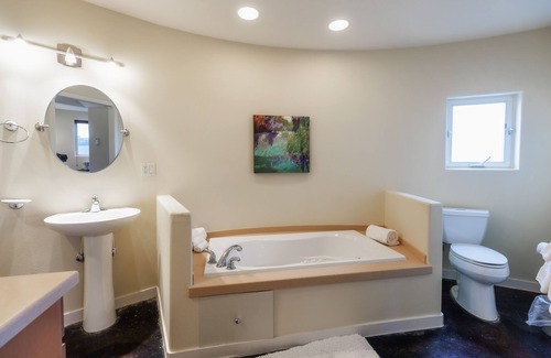 Carlton Bed & Breakfast | Abbey Road Farm