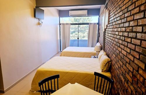 Fernando De La Mora Apartment | Abbey Road Inn II