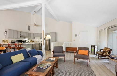 Fontana Condo | Abbey Springs Escape Condo |Pet Friendly |Wrap-Around Deck |Secluded |Golf Cart Included* | Pool
