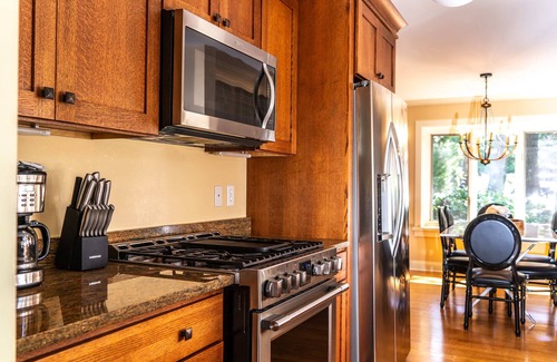 Fontana House | Abbey Springs Resort Home with Pools & Beach