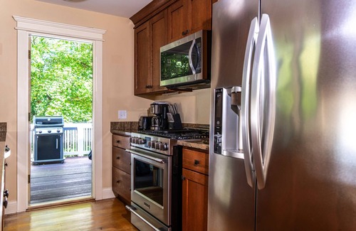 Fontana House | Abbey Springs Resort Home with Pools & Beach