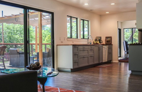 Uptown Sedona House | Abbie’s UPTOWN Red Rock Retreat