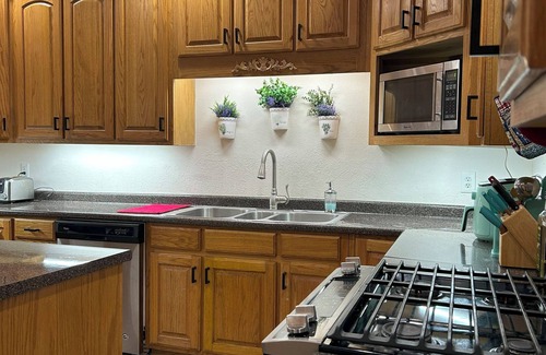 Spring City House | Abby Mae Country Home 6Bedroom, 7Bath on 13 Acres in Rhea County