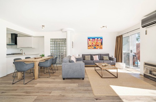 City Of Busselton House | Abby's Villa - 3BR | Pool | Tennis | Family