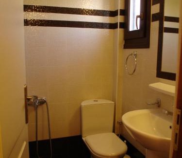 Megalochori Apartment | Abelonas Village