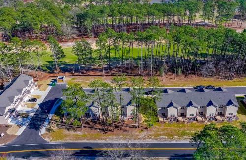 Southern Pines House | Aberdeen Townhome Near Downtown Southern Pines!
