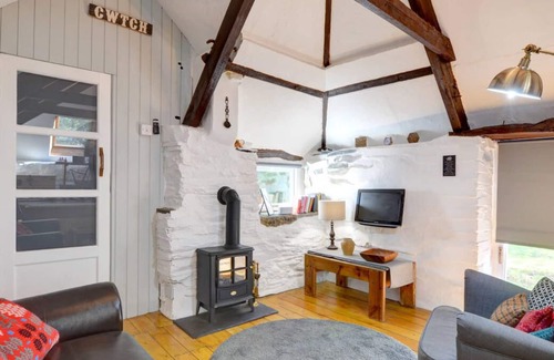 Glandwr House | Aberelwyn Granary in the beautiful Whitland