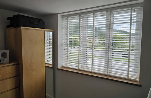 St George House | Abergele 3-Beds, Pet Friendly & Parking