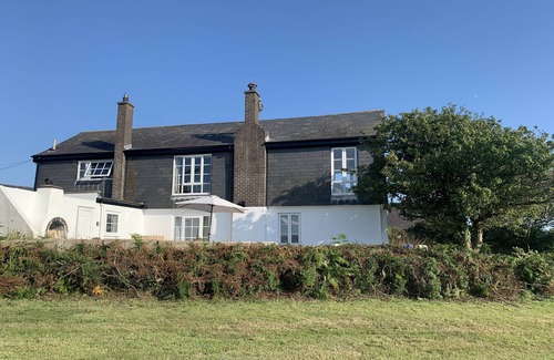 Abersoch House | Abersoch house. stunning 4 bedroom home, 10 minute walk to Abersoch beach
