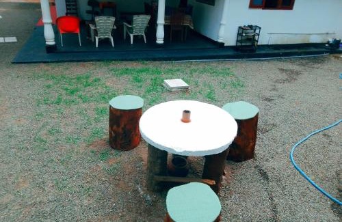 Mirissa House | Abi Inn