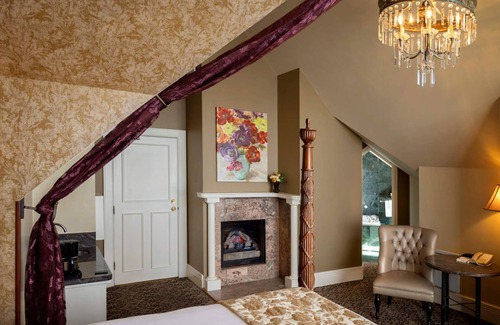 Downtown Victoria Hotel | Abigail's Hotel