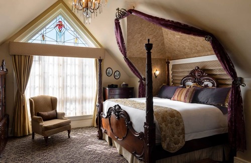Downtown Victoria Hotel | Abigail's Hotel